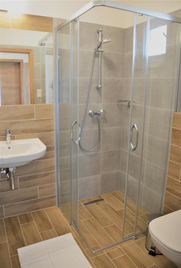 Apartmany Deluxe Sazava  Экстерьер фото
