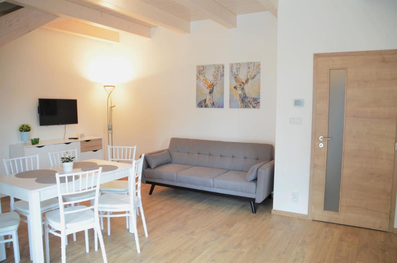Apartmany Deluxe Sazava  Экстерьер фото